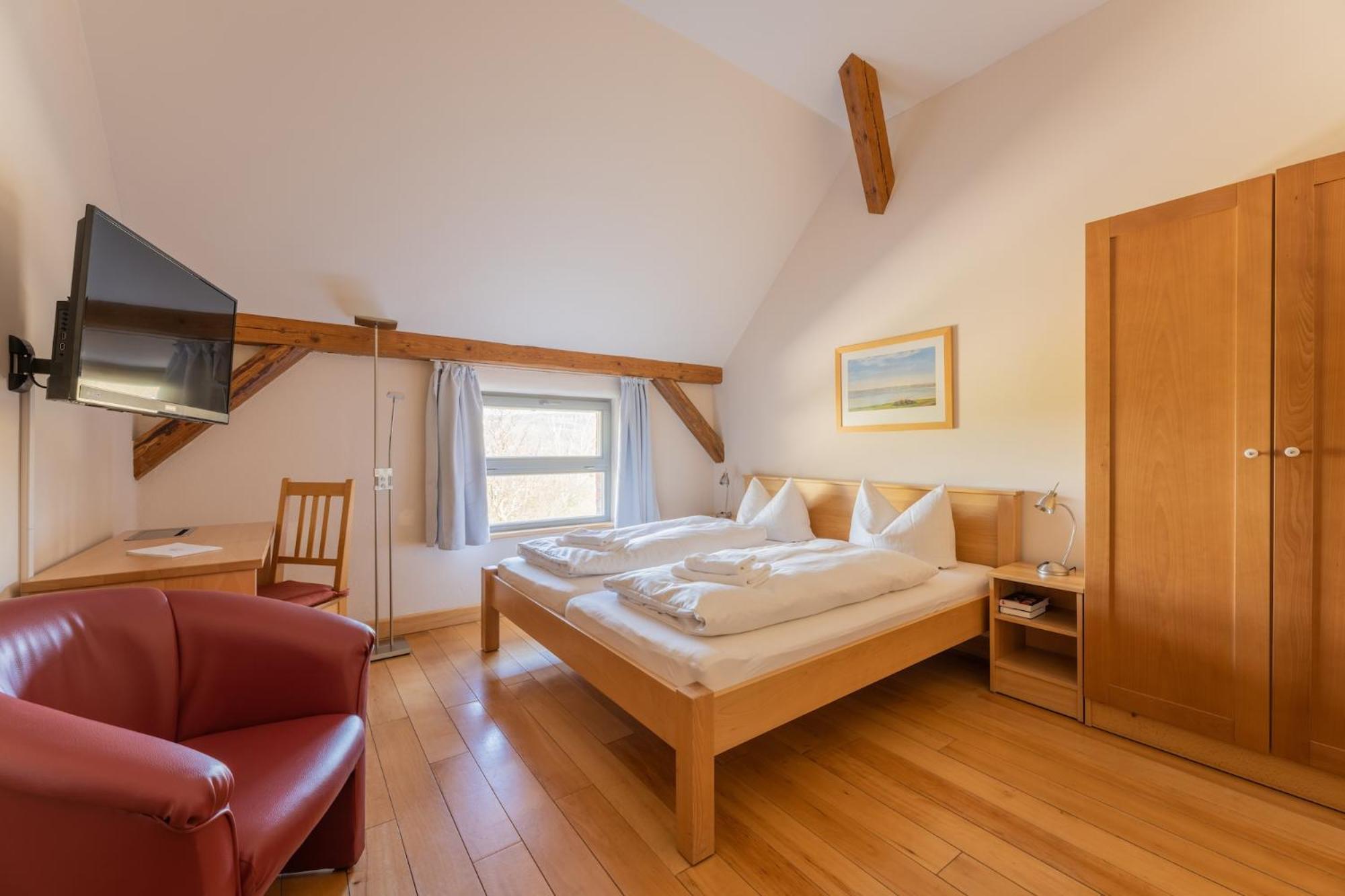 Biohotel Stiftsgut Wilhelmsgluecksbrunn Creuzburg 외부 사진