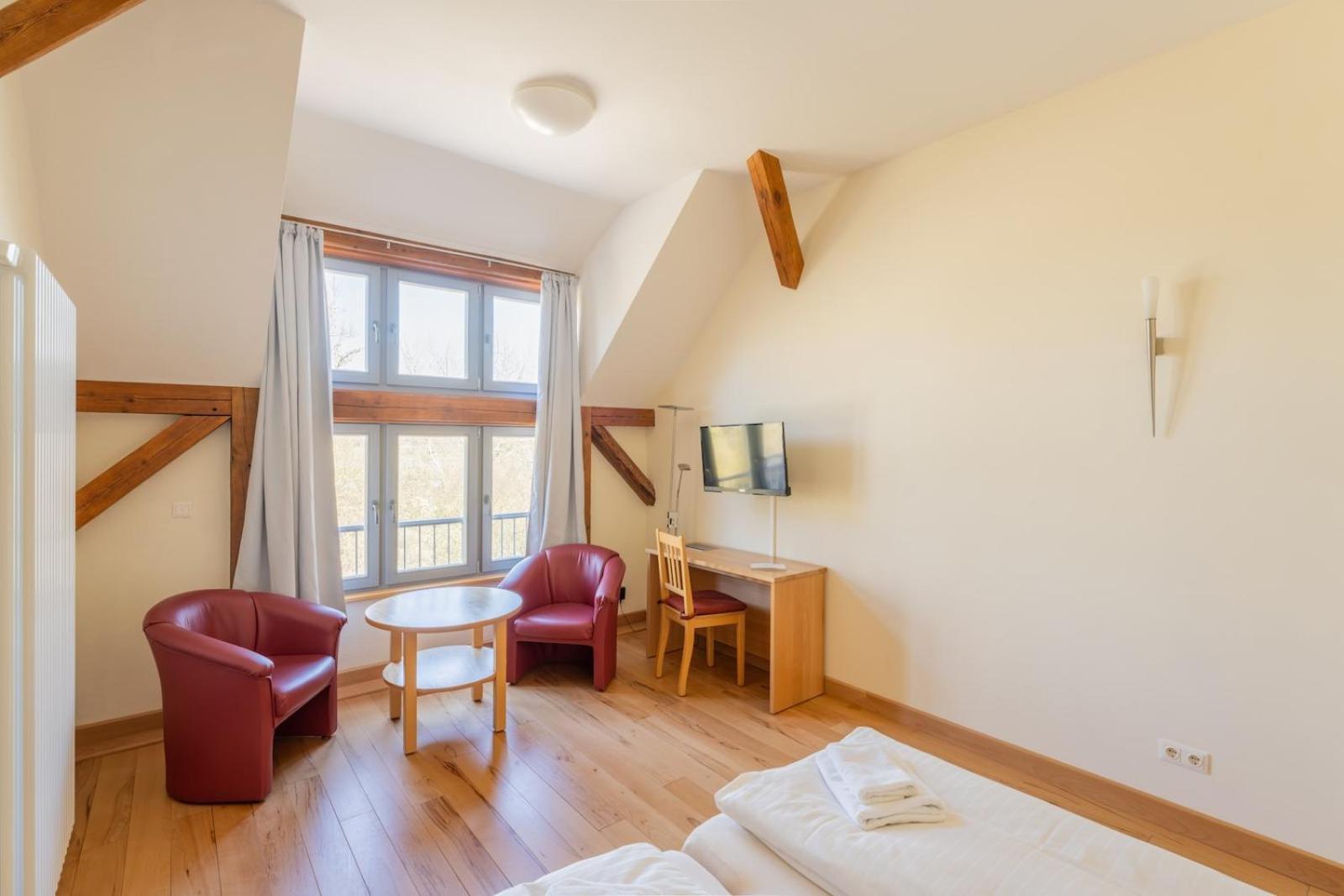 Biohotel Stiftsgut Wilhelmsgluecksbrunn Creuzburg 외부 사진
