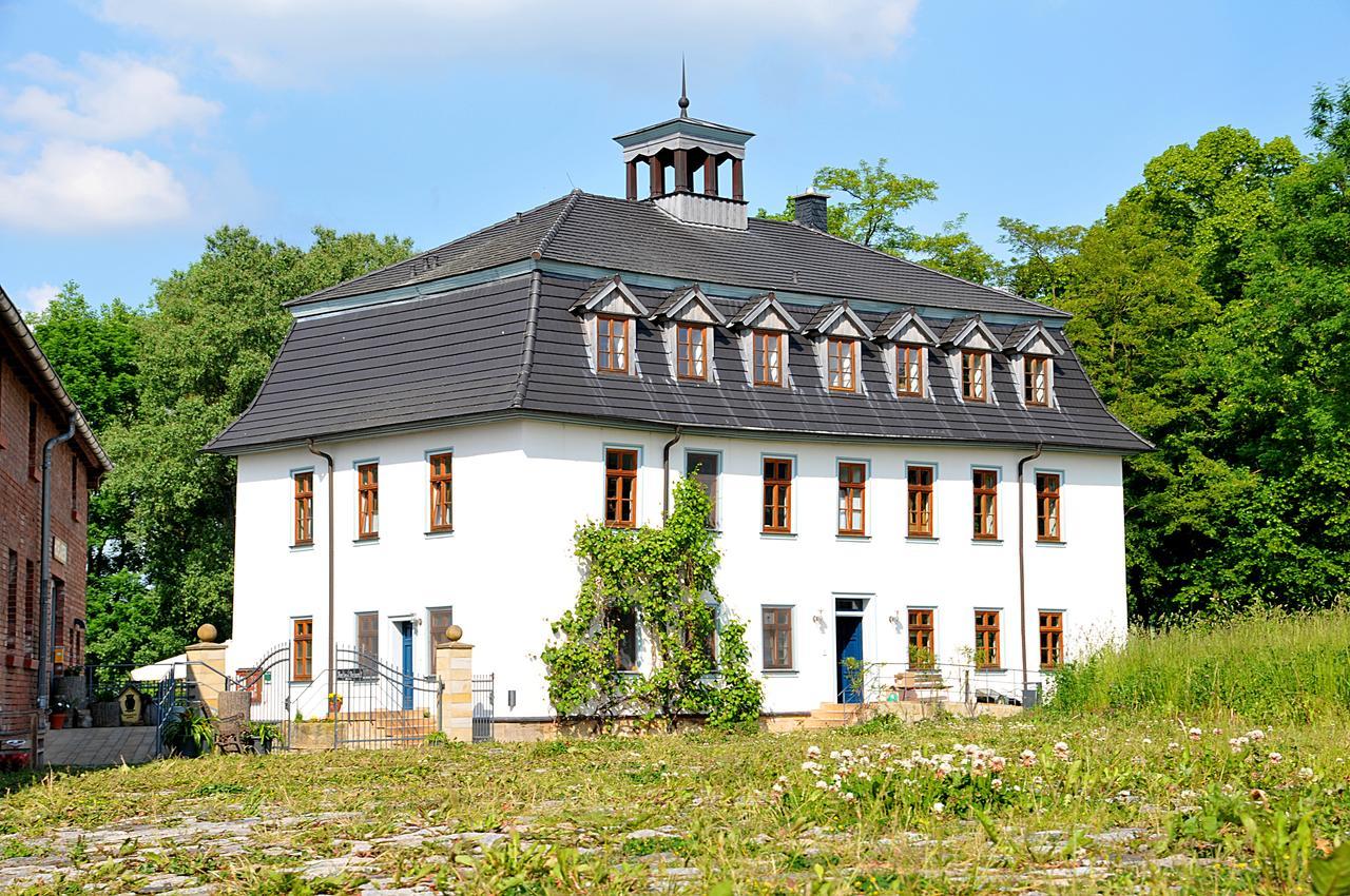 Biohotel Stiftsgut Wilhelmsgluecksbrunn Creuzburg 외부 사진