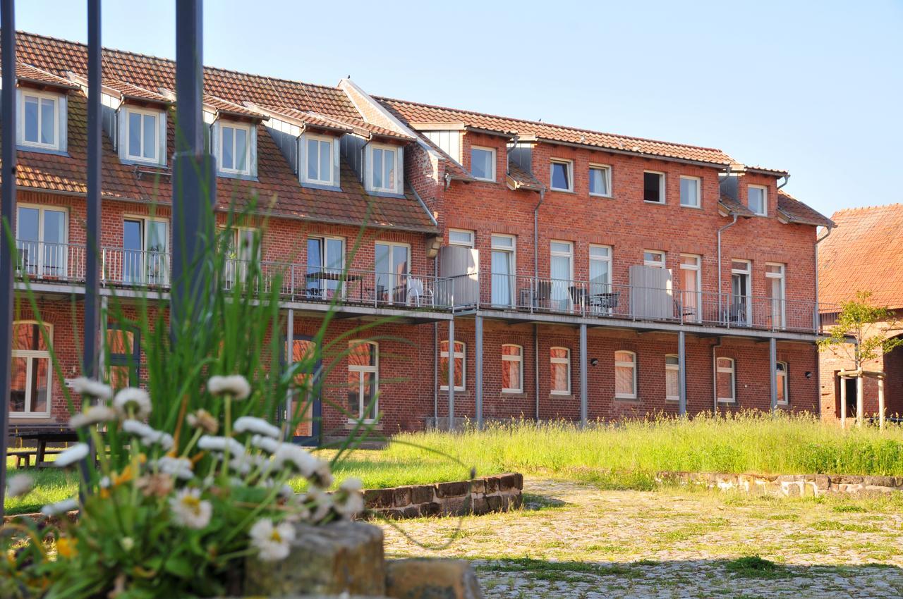 Biohotel Stiftsgut Wilhelmsgluecksbrunn Creuzburg 외부 사진